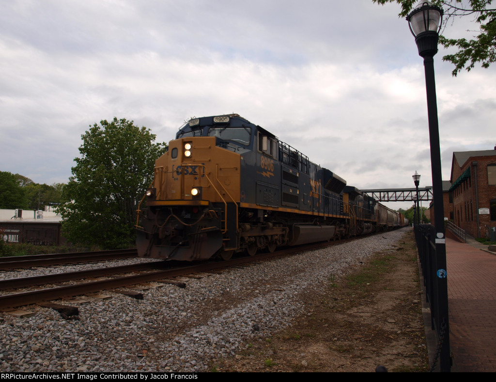 CSX 8906